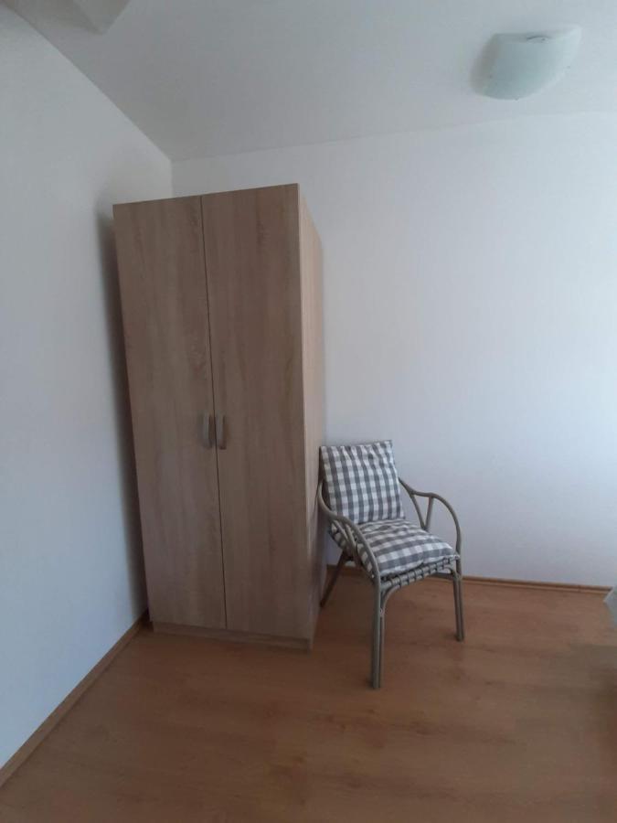 809 Apartment